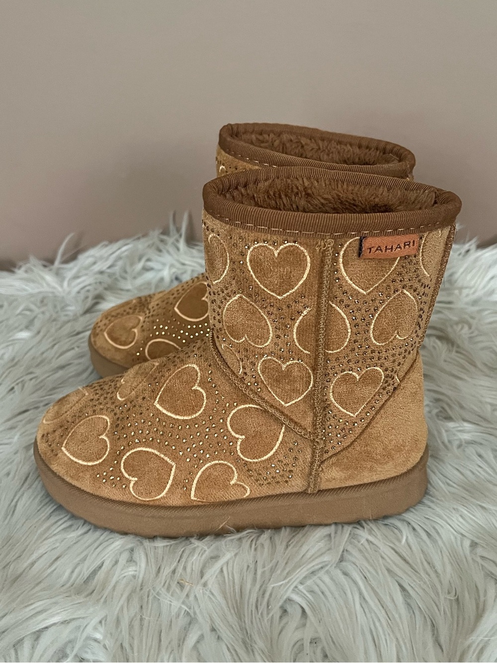 {Tahari} Faux Fur Boots with Embroidered Hearts & Rhinestones - Youth 12